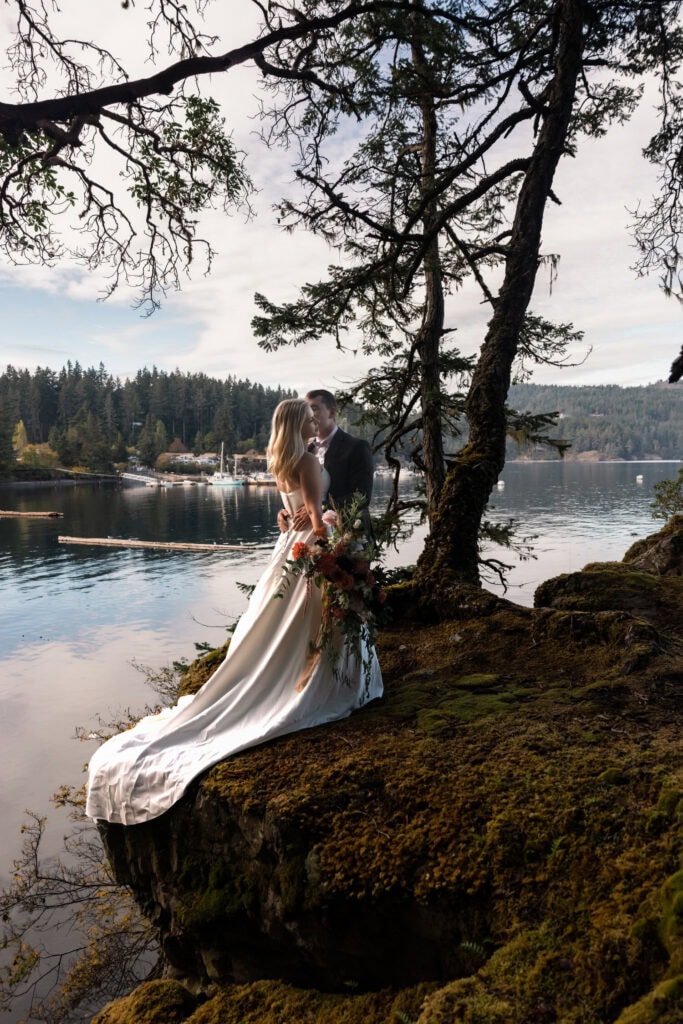 guide to eloping on vancouver island