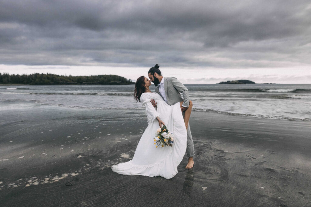 7 reasons to elope 