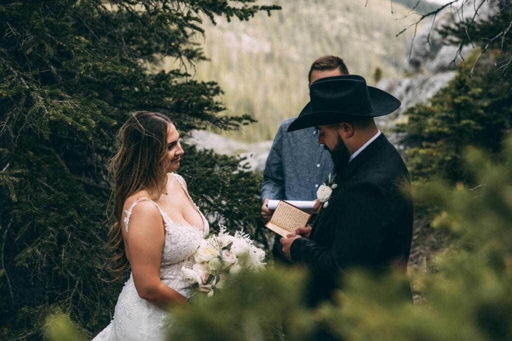 couple eloping at west wind pass
