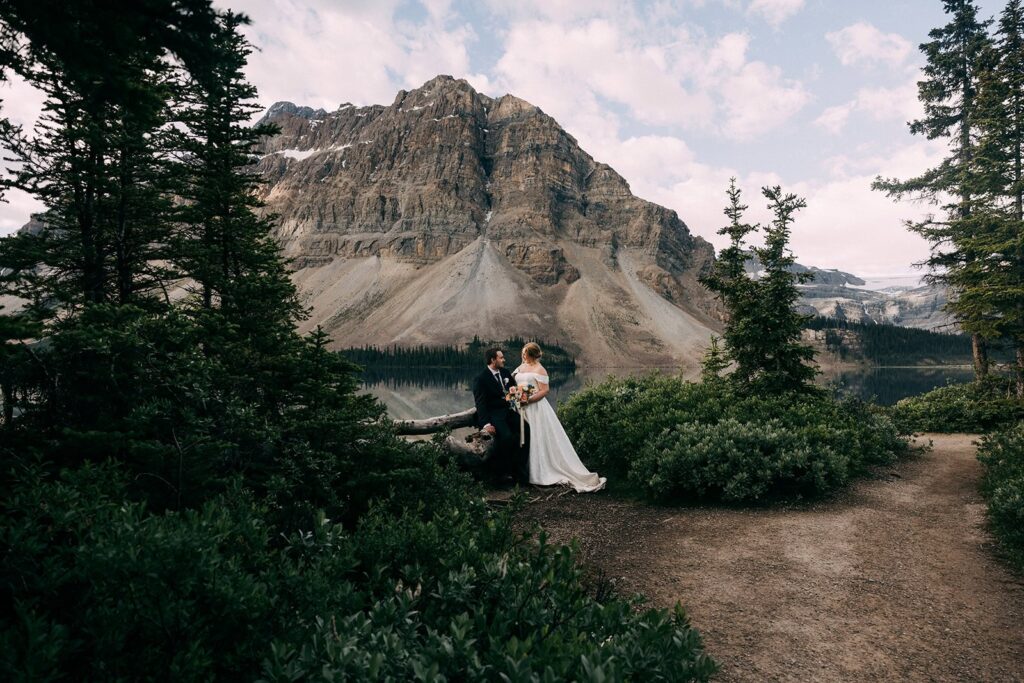 banff national park elopement wedding / 12 places to elope in alberta
