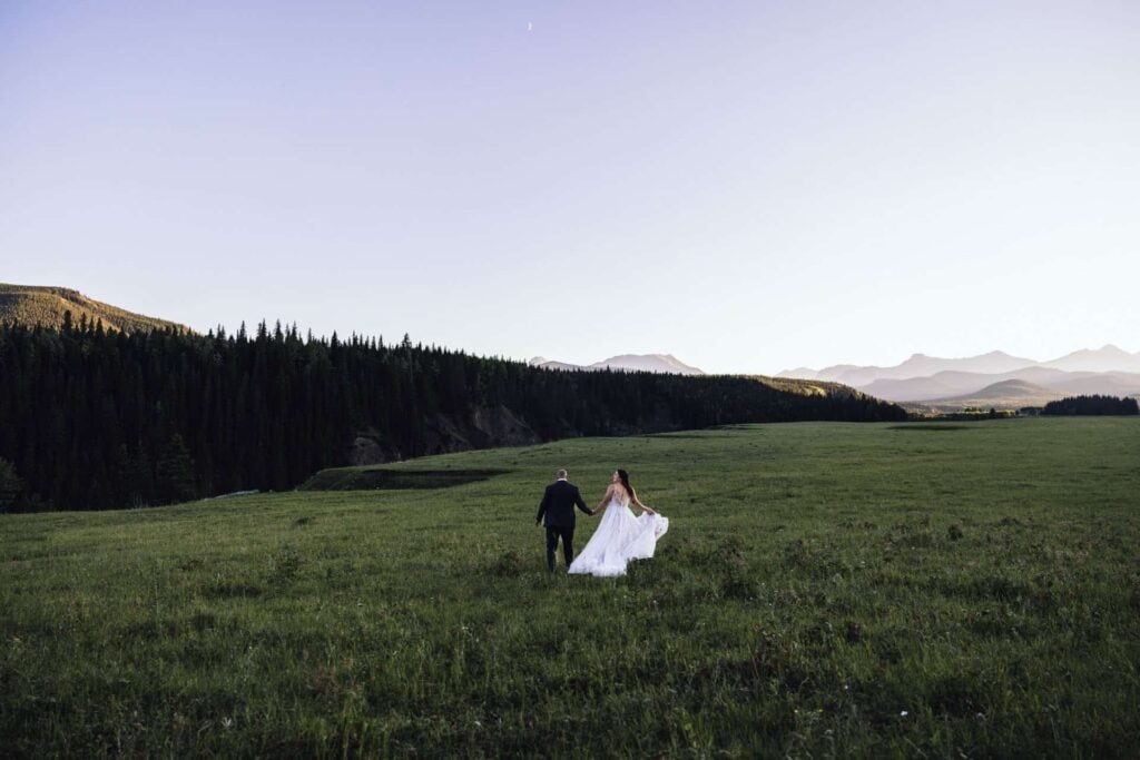 kananaskis elopement / banff national park elopement wedding photographer / 12 places to elope in alberta