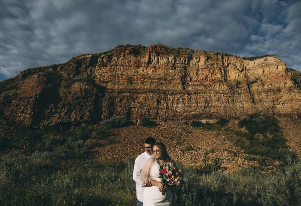 Sunset elopement portraits in the Alberta badlands